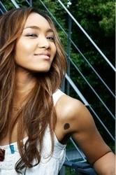 Best and new Crystal Kay RnB songs listen online.