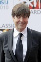 Best and new Thomas Newman Soundtrack songs listen online.