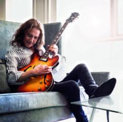 Listen online free Robben Ford Hand In Hand With The Blues, lyrics.