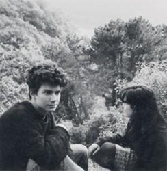 New and best Flying Saucer Attack songs listen online free.