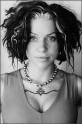 Best and new Ani Difranco Folk songs listen online.