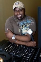 Best and new Frankie Knuckles House songs listen online.